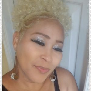 Meet your Posher, Kathy